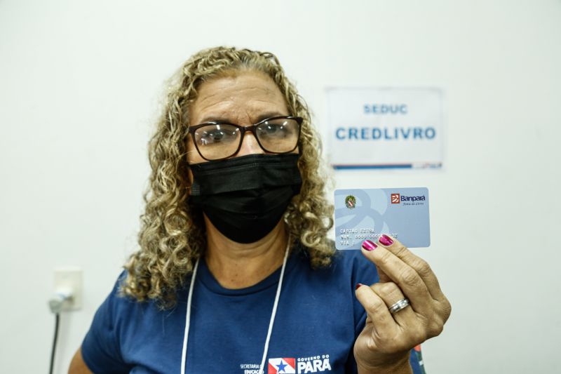 Estado garante aquisição de obras literárias na Feira Pan-Amazônica do Livro <div class='credito_fotos'>Foto: MARIO QUADROS / ASCOM SECULT   |   <a href='/midias/2021/originais/10370_d9eef316-d278-90a4-0ebf-5315a9a436f6.jpg' download><i class='fa-solid fa-download'></i> Download</a></div>