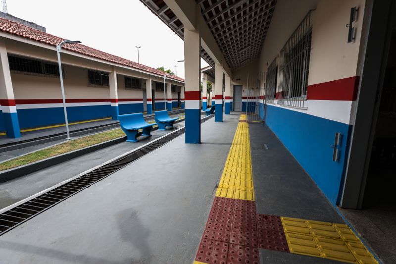 Escola Estadual de Ensino Médio Plínio Pinheiro Em Marabá Fotos Marco Santos/AGPARA <div class='credito_fotos'>Foto: Marco Santos / Ag. Pará   |   <a href='/midias/2021/originais/11396_ddf5954d-1b3f-3601-c575-2892a0c7eaf3.jpg' download><i class='fa-solid fa-download'></i> Download</a></div>