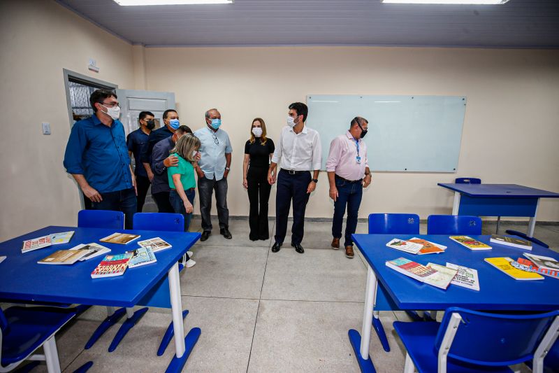 Governador entrega Escola Estadual Plínio Pinheiro em Marabá  <div class='credito_fotos'>Foto: Marco Santos / Ag. Pará   |   <a href='/midias/2021/originais/11397_eaa0cad2-d022-0f37-b058-c3deb5f3a63d.jpg' download><i class='fa-solid fa-download'></i> Download</a></div>