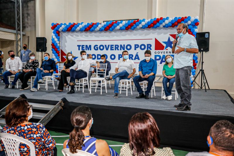 Governador entrega Escola Estadual Plínio Pinheiro em Marabá  <div class='credito_fotos'>Foto: Marco Santos / Ag. Pará   |   <a href='/midias/2021/originais/11397_f6bfe0b7-8411-bc97-6bd6-159a72bc663f.jpg' download><i class='fa-solid fa-download'></i> Download</a></div>