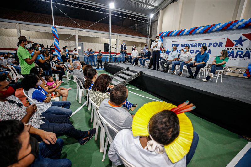 Governador entrega Escola Estadual Plínio Pinheiro em Marabá  <div class='credito_fotos'>Foto: Marco Santos / Ag. Pará   |   <a href='/midias/2021/originais/11397_fbe8f7a1-f4c8-6fd7-c187-7dc66cdde965.jpg' download><i class='fa-solid fa-download'></i> Download</a></div>