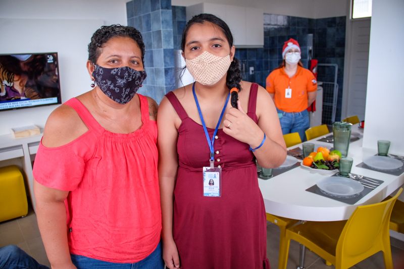 Rosalia Liana, mãe de paciente <div class='credito_fotos'>Foto: Pedro Guerreiro / Ag. Pará   |   <a href='/midias/2021/originais/11410_08a9d4f8-9c66-caab-16cd-46c30efb490e.jpg' download><i class='fa-solid fa-download'></i> Download</a></div>