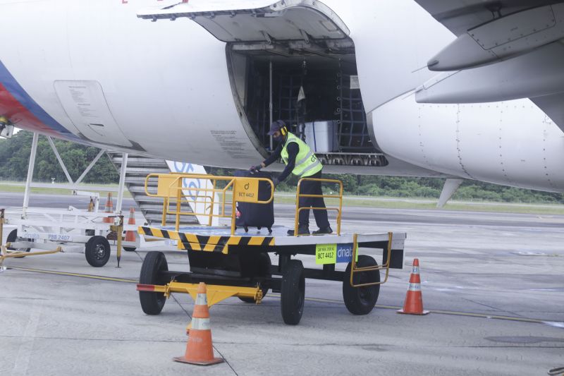 Pará recebe mais 93.600 doses de vacina contra Covid-19 para 2ª dose e reforço
 <div class='credito_fotos'>Foto: Agência Pará   |   <a href='/midias/2021/originais/11483_c84317fa-c7df-89ad-810b-a17d8bef845f.jpg' download><i class='fa-solid fa-download'></i> Download</a></div>