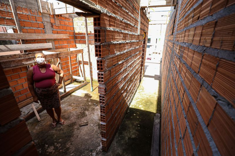 Matéria especial com Ana Carla da Silva, beneficiada do programa Sua Casa 
bairro do jurunas - Belem

foto: rodrigo pinheiro/agpara <div class='credito_fotos'>Foto: Rodrigo Pinheiro / Ag.Pará   |   <a href='/midias/2021/originais/11509_f5cfc846-3799-98c4-fcca-c8c70bb2c26c.jpg' download><i class='fa-solid fa-download'></i> Download</a></div>