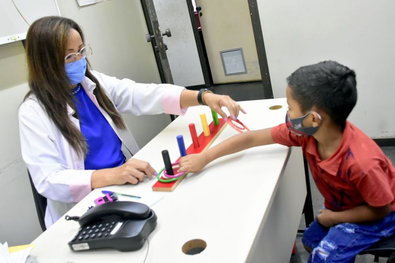 BelÃ©m, ParÃ¡, Brasil. HOSPITAL DAS CLINICAS GASPAR VIANA - TERAPIAS JANEIRO BRANCO - RICARDO AMANAJÃS - AG PARÃ - 14.01.2021 <div class='credito_fotos'>Foto: Ricardo Amanajás / Ag. Pará   |   <a href='/midias/2021/originais/7186_0f9a555d-ed0f-ae43-32c6-8f356d5453b3.jpg' download><i class='fa-solid fa-download'></i> Download</a></div>