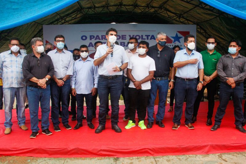 Inauguração Vicinal que liga a cidade de Jacareacanga ao Aeroporto <div class='credito_fotos'>Foto: Marcelo Seabra / Ag. Pará   |   <a href='/midias/2021/originais/7189_a1ebb223-8941-9dbb-4f85-e71579d97789.jpg' download><i class='fa-solid fa-download'></i> Download</a></div>