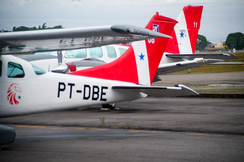 Vacinas para combater o Covid19 chegam a Belém para serem distribuídas pelos quatro cantos do Estado. <div class='credito_fotos'>Foto: Pedro Guerreiro / Ag. Pará   |   <a href='/midias/2021/originais/7202_67ed1743-5375-32da-aeb4-0e0b08a5769e.jpg' download><i class='fa-solid fa-download'></i> Download</a></div>