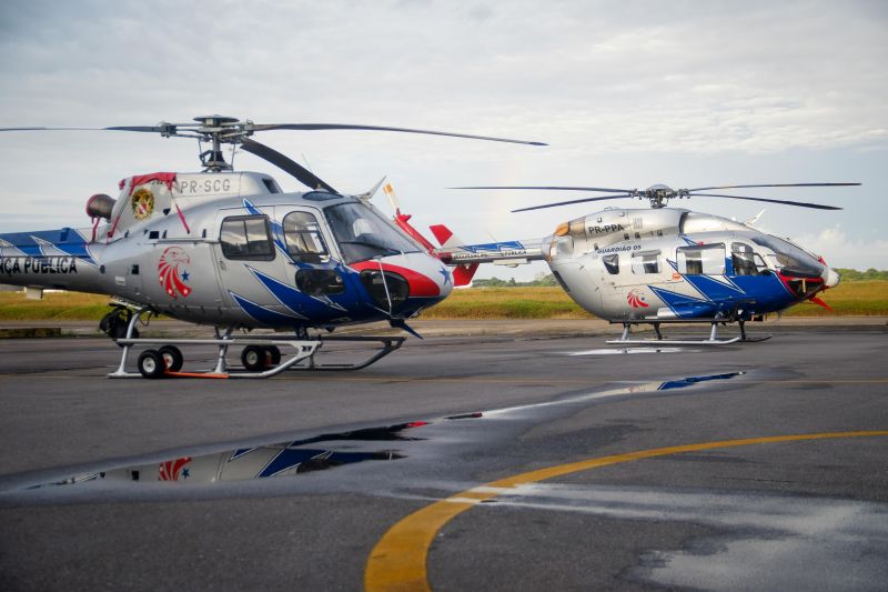 Vacinas para combater o Covid19 chegam a Belém para serem distribuídas pelos quatro cantos do Estado. <div class='credito_fotos'>Foto: Pedro Guerreiro / Ag. Pará   |   <a href='/midias/2021/originais/7202_9223154b-2586-d70b-2403-08a9c9f279d7.jpg' download><i class='fa-solid fa-download'></i> Download</a></div>