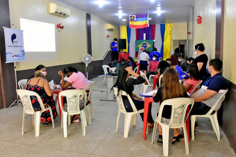 BelÃ©m, ParÃ¡, Brasil. CURSO COSANPA - Igreja do evangelho quadrangular- Rua Carlos Drumond de Andrade - 22/01/2021 <div class='credito_fotos'>Foto: Ricardo Amanajás / Ag. Pará   |   <a href='/midias/2021/originais/7223_f2511025-8557-931c-cbc2-70411ce502b7.jpg' download><i class='fa-solid fa-download'></i> Download</a></div>