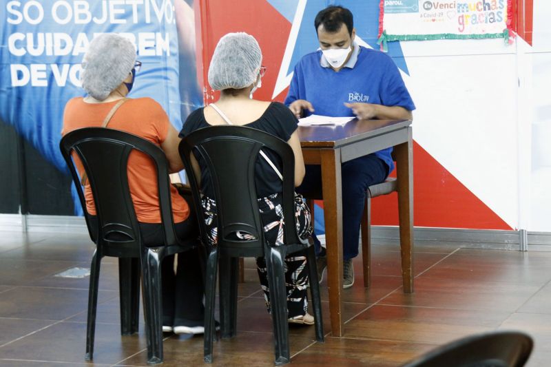 BelÃ©m, ParÃ¡, Brasil. ALTA DE PACIENTES DO AMAZONAS - 09/02/2021 <div class='credito_fotos'>Foto: Ricardo Amanajás / Ag. Pará   |   <a href='/midias/2021/originais/7301_c40372cf-fe68-2440-d984-2df580e69cb7.jpg' download><i class='fa-solid fa-download'></i> Download</a></div>