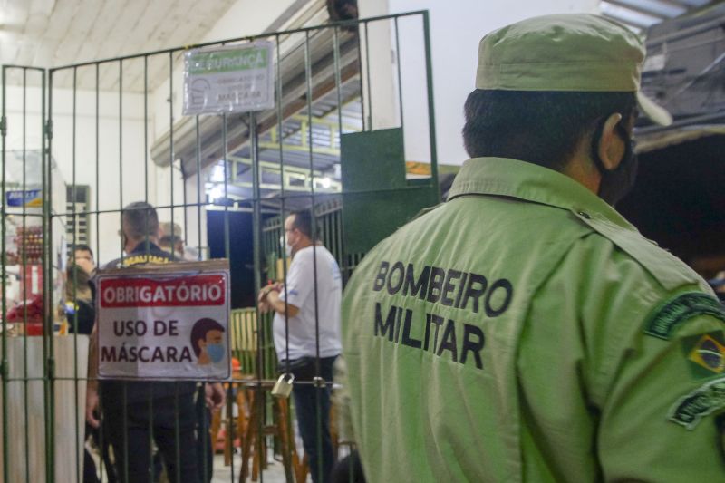 Órgãos de Segurança pública estadual municipal realizam vistorias de cumprimento do LOCKDOWN - SANTARÉM <div class='credito_fotos'>Foto: Pedro Guerreiro / Ag. Pará   |   <a href='/midias/2021/originais/7314_283baf05-89de-127c-e11d-8e8da44e35ea.jpg' download><i class='fa-solid fa-download'></i> Download</a></div>