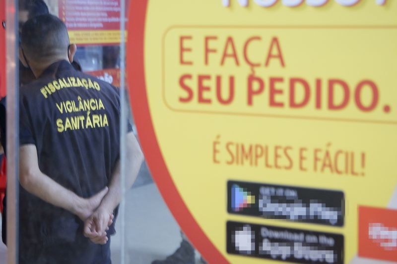 Órgãos de Segurança pública estadual municipal realizam vistorias de cumprimento do LOCKDOWN - SANTARÉM <div class='credito_fotos'>Foto: Pedro Guerreiro / Ag. Pará   |   <a href='/midias/2021/originais/7314_767b3edf-cc46-3285-2da1-21f7a736898e.jpg' download><i class='fa-solid fa-download'></i> Download</a></div>