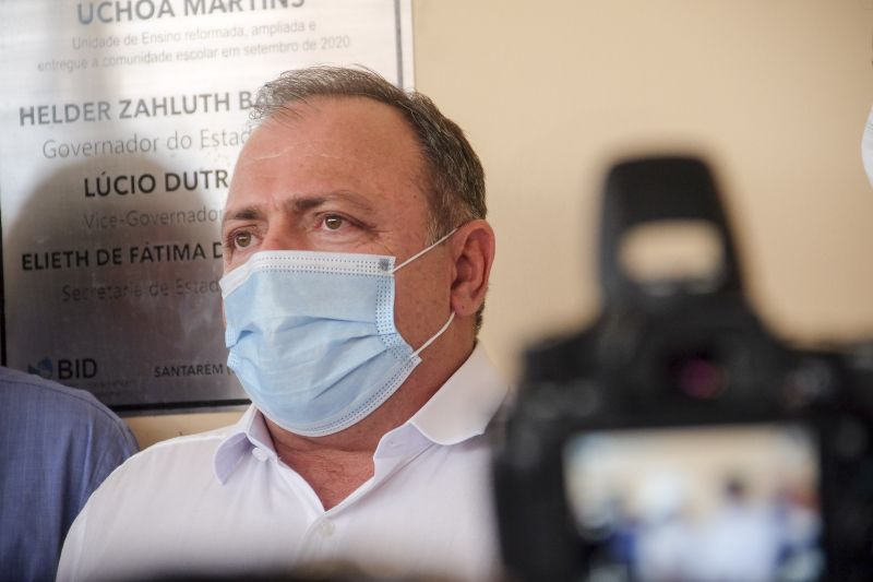 Governador e Ministro da Saúde visitam hospital de campanha e hospital regional em Santarém <div class='credito_fotos'>Foto: Pedro Guerreiro / Ag. Pará   |   <a href='/midias/2021/originais/7330_a77de789-2d3a-68ad-9bd9-2ea461674eb2.jpg' download><i class='fa-solid fa-download'></i> Download</a></div>