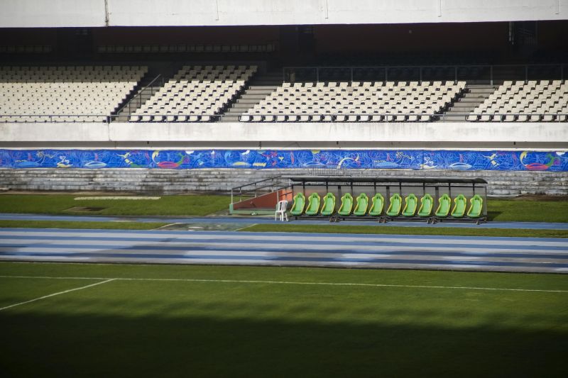 Estádio Olímpico do Pará - Mangueirão 25/02/2021 <div class='credito_fotos'>Foto: Pedro Guerreiro / Ag. Pará   |   <a href='/midias/2021/originais/7356_08d6e70c-f7aa-73eb-6719-036fbe506b2c.jpg' download><i class='fa-solid fa-download'></i> Download</a></div>