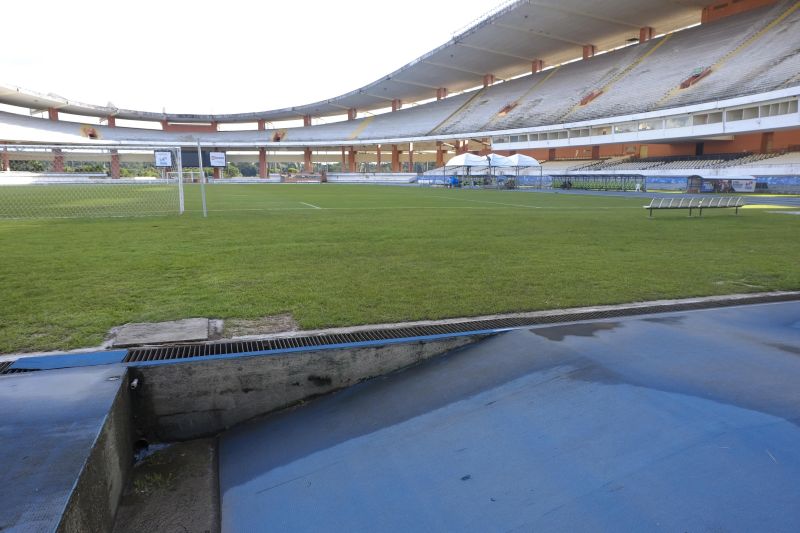 Estádio Olímpico do Pará - Mangueirão 25/02/2021 <div class='credito_fotos'>Foto: Pedro Guerreiro / Ag. Pará   |   <a href='/midias/2021/originais/7356_373301dc-022d-831d-cb17-f9fc9299e3a0.jpg' download><i class='fa-solid fa-download'></i> Download</a></div>