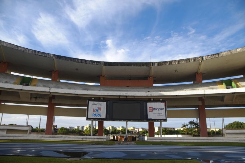 Estádio Olímpico do Pará - Mangueirão 25/02/2021 <div class='credito_fotos'>Foto: Pedro Guerreiro / Ag. Pará   |   <a href='/midias/2021/originais/7356_5bdd2397-09c0-f6a8-4fbf-303ca6d4dfd6.jpg' download><i class='fa-solid fa-download'></i> Download</a></div>