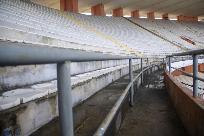 Estádio Olímpico do Pará - Mangueirão 25/02/2021 <div class='credito_fotos'>Foto: Pedro Guerreiro / Ag. Pará   |   <a href='/midias/2021/originais/7356_a6924c57-8b40-3c0e-b155-94ded2d7e494.jpg' download><i class='fa-solid fa-download'></i> Download</a></div>