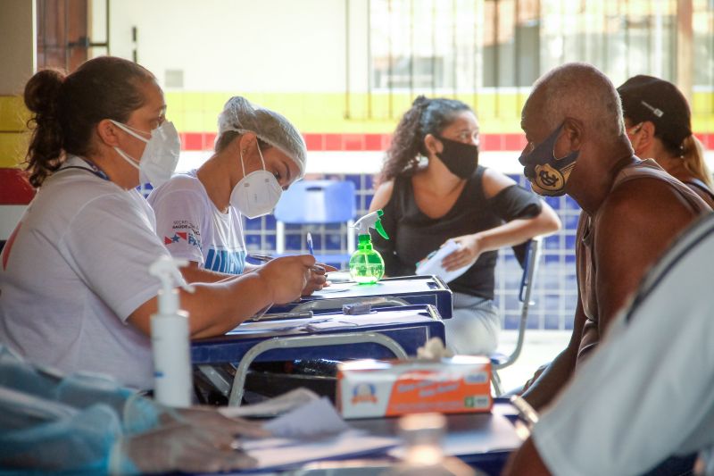 Polos do TerPaz passam a atender casos leves e moderados de Covid-19 <div class='credito_fotos'>Foto: Pedro Guerreiro / Ag. Pará   |   <a href='/midias/2021/originais/7397_376115be-b4d4-a2cb-9662-969cbe7e1b15.jpg' download><i class='fa-solid fa-download'></i> Download</a></div>