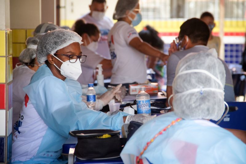 Polos do TerPaz passam a atender casos leves e moderados de Covid-19 <div class='credito_fotos'>Foto: Pedro Guerreiro / Ag. Pará   |   <a href='/midias/2021/originais/7397_f4ae7fe5-423f-9d45-81b9-56408e3fb617.jpg' download><i class='fa-solid fa-download'></i> Download</a></div>