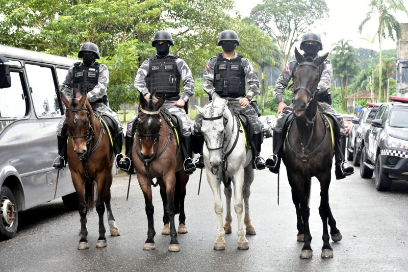 BelÃ©m, ParÃ¡, Brasil. DIA DO ANIMAL, BATALHÃƒO DA CAVALARIA - 12/03/2021 <div class='credito_fotos'>Foto: Ricardo Amanajás / Ag. Pará   |   <a href='/midias/2021/originais/7426_2fb49643-4ff2-0b3c-030e-2f4b49f908ea.jpg' download><i class='fa-solid fa-download'></i> Download</a></div>