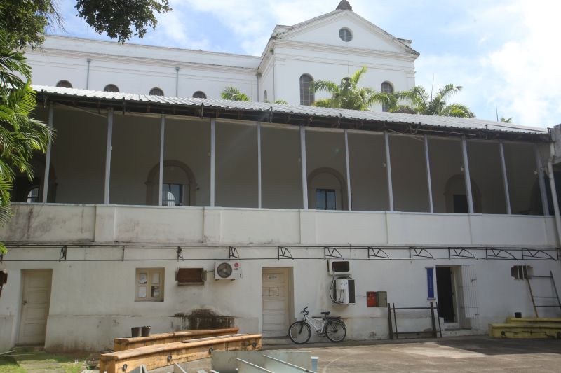 BelÃ©m 13 de abril de 2021,inicio das obras das Casa das Artes ligada a FundaÃ§ao Cultural do estado do Para FCP. <div class='credito_fotos'>Foto: Alex Ribeiro / Ag. Pará   |   <a href='/midias/2021/originais/7533_9374d10c-4bd8-c04a-02db-c2d9a9ddbf3a.jpg' download><i class='fa-solid fa-download'></i> Download</a></div>