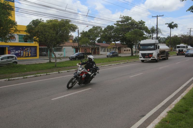 Chegada da Vacina


FOTO: ALEX RIBEIRO/AGPARA <div class='credito_fotos'>Foto: Alex Ribeiro / Ag. Pará   |   <a href='/midias/2021/originais/7540_eaca54bc-21ed-2f1c-0f36-8fe4c53a4a39.jpg' download><i class='fa-solid fa-download'></i> Download</a></div>