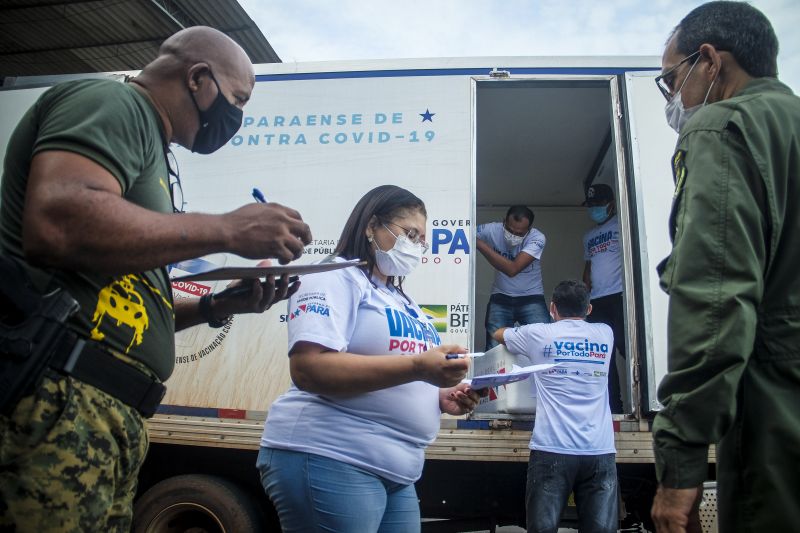 Distribuição feita para as regionais de Santarém, Marabá, Altamira, Conceição do Araguaia e Breves <div class='credito_fotos'>Foto: Pedro Guerreiro / Ag. Pará   |   <a href='/midias/2021/originais/8557_70538c1d-0565-dcf7-55f9-4279e0d0f572.jpg' download><i class='fa-solid fa-download'></i> Download</a></div>