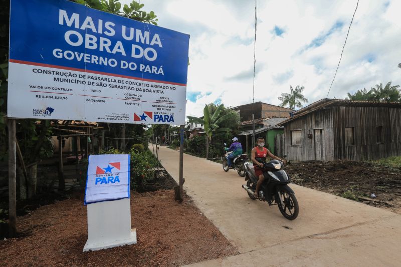 Brasil ParÃ¡ BelÃ©m

Com objetivo de melhorar a acessibilidade para os moradores de SÃ£o SebastiÃ£o da Boa Vista, no arquipÃ©lago do MarajÃ³, o Governo do ParÃ¡ entregou na manhÃ£ desta segunda-feira (26), dois quilÃ´metros e meio de passarelas de concreto armado que vÃ£o beneficiar vÃ¡rios bairros do municÃ­pio. Cortada por igarapÃ©s, a cidade conhecida como a â€œVeneza do MarajÃ³â€ depende de palafitas de madeira para locomoÃ§Ã£o dos habitantes entre alguns bairros. <div class='credito_fotos'>Foto: Jader Paes / Agência Pará   |   <a href='/midias/2021/originais/8559_0f5a3774-9479-7cde-6b6a-c2332cf99dbf.jpg' download><i class='fa-solid fa-download'></i> Download</a></div>