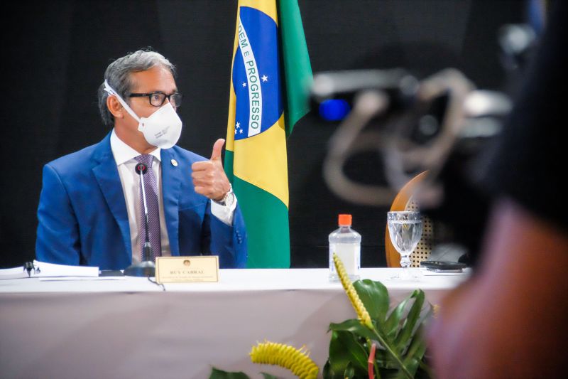 Audiencia publica que alinhou junto com internautas objetivos e metas do programa "Asfalto por todo o Para". Na foto: Rui Cabral <div class='credito_fotos'>Foto: Pedro Guerreiro / Ag. Pará   |   <a href='/midias/2021/originais/8567_ca186ea5-8005-d6d2-4f4b-4766ba0799be.jpg' download><i class='fa-solid fa-download'></i> Download</a></div>