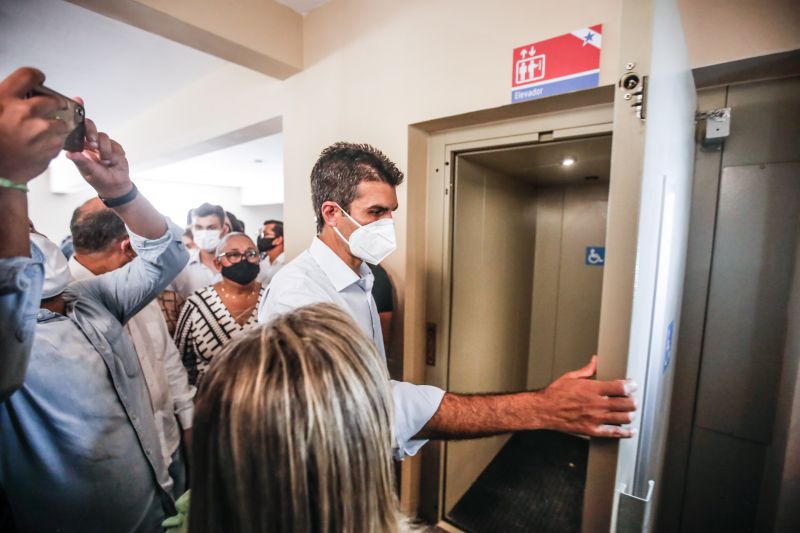 Brasil ParÃ¡ BelÃ©m

No ano em que completa 80 anos dedicados Ã  educaÃ§Ã£o paraense, a Escola Estadual de Ensino Fundamental e MÃ©dio Professora PlacÃ­dia Cardoso, no Jurunas, em BelÃ©m, Ã© entregue reconstruida e ampliada Ã  comunidade escolar do bairro, pelo Governo do ParÃ¡, por meio da Secretaria de Estado de EducaÃ§Ã£o (Seduc).











Com objetivo de melhorar a acessibilidade para os moradores de SÃ£o SebastiÃ£o da Boa Vista, no arquipÃ©lago do MarajÃ³, o Governo do ParÃ¡ entregou na m <div class='credito_fotos'>Foto: Marco Santos / Ag. Pará   |   <a href='/midias/2021/originais/8568_0ef9a39b-10c6-2c82-2bfd-efad17c83674.jpg' download><i class='fa-solid fa-download'></i> Download</a></div>