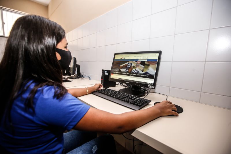 Brasil ParÃ¡ BelÃ©m

No ano em que completa 80 anos dedicados Ã  educaÃ§Ã£o paraense, a Escola Estadual de Ensino Fundamental e MÃ©dio Professora PlacÃ­dia Cardoso, no Jurunas, em BelÃ©m, Ã© entregue reconstruida e ampliada Ã  comunidade escolar do bairro, pelo Governo do ParÃ¡, por meio da Secretaria de Estado de EducaÃ§Ã£o (Seduc).











Com objetivo de melhorar a acessibilidade para os moradores de SÃ£o SebastiÃ£o da Boa Vista, no arquipÃ©lago do MarajÃ³, o Governo do ParÃ¡ entregou na m <div class='credito_fotos'>Foto: Marco Santos / Ag. Pará   |   <a href='/midias/2021/originais/8568_46160f98-3958-06eb-c238-85b7299c7b32.jpg' download><i class='fa-solid fa-download'></i> Download</a></div>