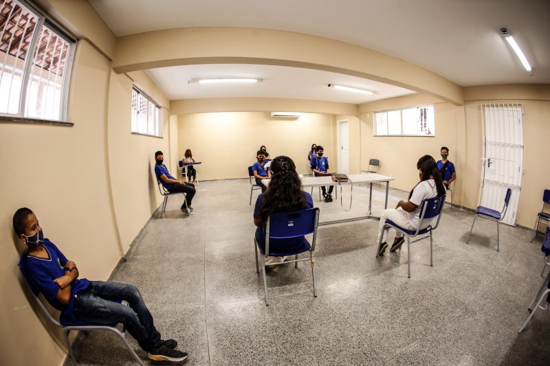 Brasil ParÃ¡ BelÃ©m

No ano em que completa 80 anos dedicados Ã  educaÃ§Ã£o paraense, a Escola Estadual de Ensino Fundamental e MÃ©dio Professora PlacÃ­dia Cardoso, no Jurunas, em BelÃ©m, Ã© entregue reconstruida e ampliada Ã  comunidade escolar do bairro, pelo Governo do ParÃ¡, por meio da Secretaria de Estado de EducaÃ§Ã£o (Seduc).











Com objetivo de melhorar a acessibilidade para os moradores de SÃ£o SebastiÃ£o da Boa Vista, no arquipÃ©lago do MarajÃ³, o Governo do ParÃ¡ entregou na m <div class='credito_fotos'>Foto: Marco Santos / Ag. Pará   |   <a href='/midias/2021/originais/8568_7956bc6b-fe4e-ddd2-1e92-1c1b6f81bfe5.jpg' download><i class='fa-solid fa-download'></i> Download</a></div>