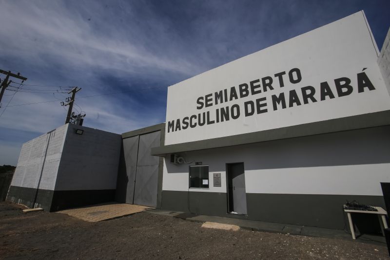 InauguraÃ§Ã£o do complexo penitenciÃ¡rio de MarabÃ¡ <div class='credito_fotos'>Foto: Jader Paes / Agência Pará   |   <a href='/midias/2021/originais/8622_45e31603-55a8-1be0-e510-2d17b36c172e.jpg' download><i class='fa-solid fa-download'></i> Download</a></div>