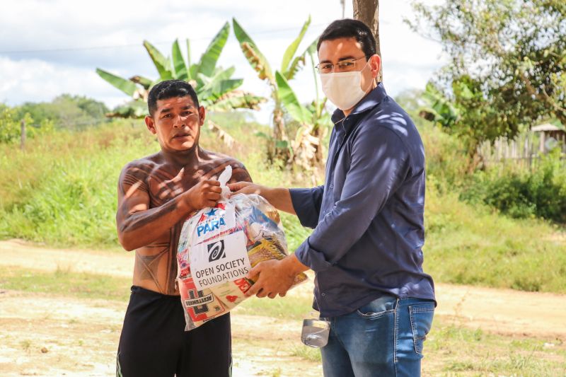 Entrega de 393 Cestas BÃ¡sicas para IndÃ­genas dos MunicÃ­pios de TucuruÃ­ <div class='credito_fotos'>Foto: Rodrigo Pinheiro / Ag.Pará   |   <a href='/midias/2021/originais/8647_19959c93-aa0a-d003-2776-7b61264267d1.jpg' download><i class='fa-solid fa-download'></i> Download</a></div>