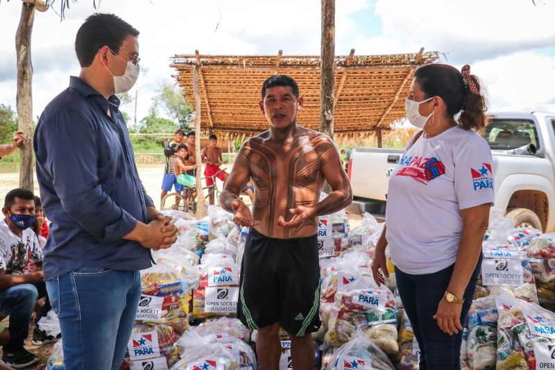 Entrega de 393 Cestas BÃ¡sicas para IndÃ­genas dos MunicÃ­pios de TucuruÃ­ <div class='credito_fotos'>Foto: Rodrigo Pinheiro / Ag.Pará   |   <a href='/midias/2021/originais/8647_7010fa62-8244-f894-b517-ff16b5271fb8.jpg' download><i class='fa-solid fa-download'></i> Download</a></div>