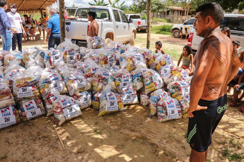 Entrega de 393 Cestas BÃ¡sicas para IndÃ­genas dos MunicÃ­pios de TucuruÃ­ <div class='credito_fotos'>Foto: Rodrigo Pinheiro / Ag.Pará   |   <a href='/midias/2021/originais/8647_86816817-cfcd-45cd-1304-5e943ddcd0fb.jpg' download><i class='fa-solid fa-download'></i> Download</a></div>