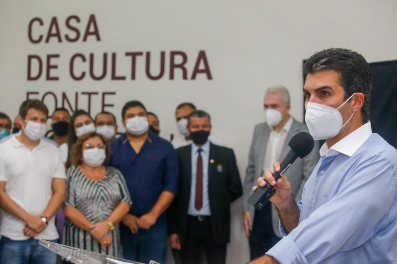 O Governo do ParÃ¡ inaugurou, na tarde desta sexta-feira (21), a Casa da Cultura Fonte do CaranÃ£ em SalinÃ³polis, no nordeste paraense. O lugar reÃºne ciÃªncia, cultura, histÃ³ria, lazer e turismo em um ponto jÃ¡ conhecido do municÃ­pio, o EspaÃ§o Fonte do CaranÃ£. A obra, que custou cerca de R$ 7 milhÃµes, foi totalmente financiada pelo Estado, por intermÃ©dio da Secretaria de CiÃªncia, Tecnologia e EducaÃ§Ã£o Superior, Profissional e TecnolÃ³gica (Sectet) e da FundaÃ§Ã£o AmazÃ´nia de Amparo a <div class='credito_fotos'>Foto: Marco Santos / Ag. Pará   |   <a href='/midias/2021/originais/8651_14772fbd-20a7-9451-7916-010362147437.jpg' download><i class='fa-solid fa-download'></i> Download</a></div>