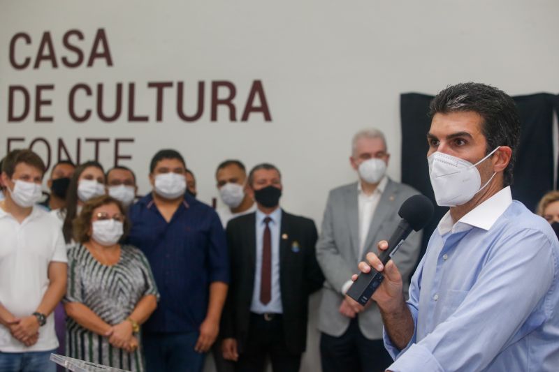 O Governo do ParÃ¡ inaugurou, na tarde desta sexta-feira (21), a Casa da Cultura Fonte do CaranÃ£ em SalinÃ³polis, no nordeste paraense. O lugar reÃºne ciÃªncia, cultura, histÃ³ria, lazer e turismo em um ponto jÃ¡ conhecido do municÃ­pio, o EspaÃ§o Fonte do CaranÃ£. A obra, que custou cerca de R$ 7 milhÃµes, foi totalmente financiada pelo Estado, por intermÃ©dio da Secretaria de CiÃªncia, Tecnologia e EducaÃ§Ã£o Superior, Profissional e TecnolÃ³gica (Sectet) e da FundaÃ§Ã£o AmazÃ´nia de Amparo a <div class='credito_fotos'>Foto: Marco Santos / Ag. Pará   |   <a href='/midias/2021/originais/8651_ea4fdf4a-198f-4913-bb2c-7ad7b9abe12e.jpg' download><i class='fa-solid fa-download'></i> Download</a></div>