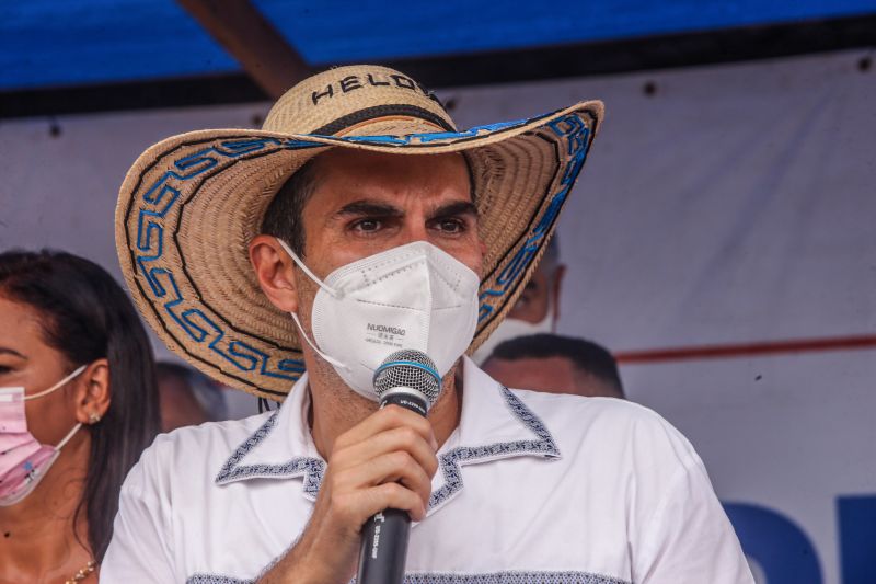 Ato de Assinatura de Convênio para Pavimentação de 7 km de Asfalto em Santa Cruz do Arari Fotos Marco Santos/AGPARÁ <div class='credito_fotos'>Foto: Marco Santos / Ag. Pará   |   <a href='/midias/2021/originais/8667_6f614578-bdd8-6747-d103-4e26774440fc.jpg' download><i class='fa-solid fa-download'></i> Download</a></div>