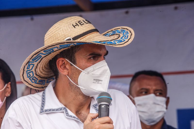 Ato de Assinatura de Convênio para Pavimentação de 7 km de Asfalto em Santa Cruz do Arari Fotos Marco Santos/AGPARÁ <div class='credito_fotos'>Foto: Marco Santos / Ag. Pará   |   <a href='/midias/2021/originais/8667_70391823-fcc8-4238-a478-9e4ed513c3e9.jpg' download><i class='fa-solid fa-download'></i> Download</a></div>