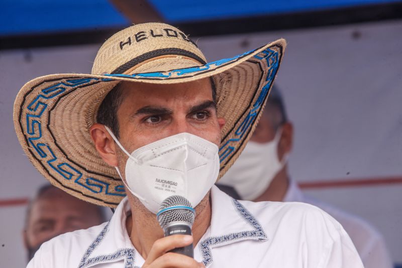 Ato de Assinatura de Convênio para Pavimentação de 7 km de Asfalto em Santa Cruz do Arari Fotos Marco Santos/AGPARÁ <div class='credito_fotos'>Foto: Marco Santos / Ag. Pará   |   <a href='/midias/2021/originais/8667_94b8d42a-c039-cb2c-588f-d3cde0c67593.jpg' download><i class='fa-solid fa-download'></i> Download</a></div>