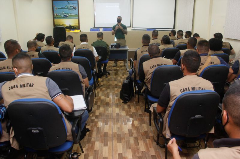Casa militar promove curso de aerotransporte no Graesp <div class='credito_fotos'>Foto: Marcelo Seabra / Ag. Pará   |   <a href='/midias/2021/originais/8681_5eed759e-08e8-1dce-988c-9ec2514a7480.jpg' download><i class='fa-solid fa-download'></i> Download</a></div>