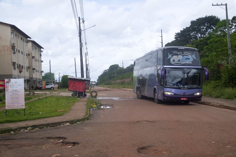 Rua Ananin, em frente ao Terminal de IntegraÃ§Ã£o de Ananindeua, passa por processo de requalificaÃ§Ã£o que o Governo do Estado, por meio do NGTM irÃ¡ iniciar no segundo semestre de 2021. <div class='credito_fotos'>Foto: Pedro Guerreiro / Ag. Pará   |   <a href='/midias/2021/originais/8687_e9c36536-c053-8ca6-9d25-bb973568af39.jpg' download><i class='fa-solid fa-download'></i> Download</a></div>