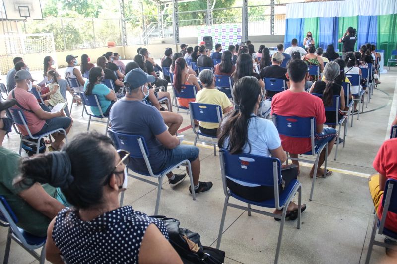 Neste primeiro sábado de julho, 03, a Companhia de Habitação do Estado do Pará (Cohab) beneficiou 78 famílias do município de Marapanim com o programa estadual "Sua Casa", iniciativa do governo do Estado que concede até 21 mil reais para construção, reconstrução e ampliação de casas de famílias de baixa renda

FOTO: PEDRO GUERREIRO / AGPARA <div class='credito_fotos'>Foto: Pedro Guerreiro / Ag. Pará   |   <a href='/midias/2021/originais/8779_24a83761-cfa6-cc60-93e7-34811780156e.jpg' download><i class='fa-solid fa-download'></i> Download</a></div>