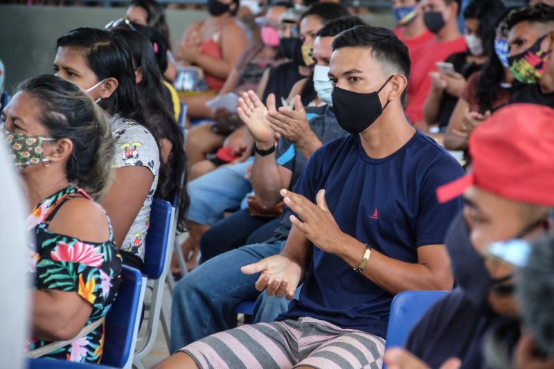 Neste primeiro sábado de julho, 03, a Companhia de Habitação do Estado do Pará (Cohab) beneficiou 78 famílias do município de Marapanim com o programa estadual "Sua Casa", iniciativa do governo do Estado que concede até 21 mil reais para construção, reconstrução e ampliação de casas de famílias de baixa renda

FOTO: PEDRO GUERREIRO / AGPARA <div class='credito_fotos'>Foto: Pedro Guerreiro / Ag. Pará   |   <a href='/midias/2021/originais/8779_b97bf8a3-089e-faa5-2c2a-3b1071d40d1e.jpg' download><i class='fa-solid fa-download'></i> Download</a></div>