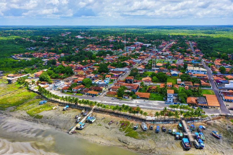 São João de Pirabas é um município brasileiro do estado do Pará, Brasil. Localiza-se no nordeste paraense, na microrregião de Salgado. Fotos: Marco Santos / Agência Pará <div class='credito_fotos'>Foto: Marco Santos / Ag. Pará   |   <a href='/midias/2021/originais/8796_5e2d352b-1f48-9ca5-9277-d09b2dd93e46.jpg' download><i class='fa-solid fa-download'></i> Download</a></div>