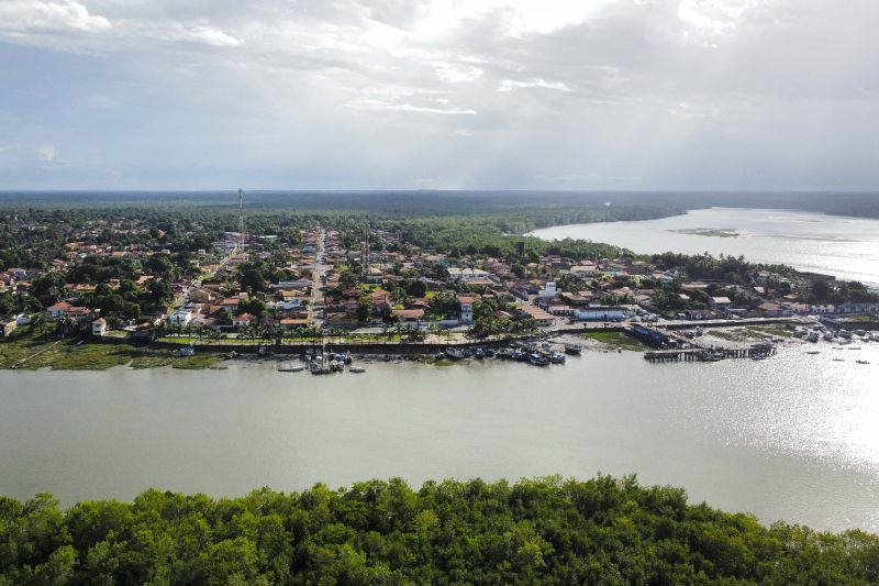 São João de Pirabas é um município brasileiro do estado do Pará, Brasil. Localiza-se no nordeste paraense, na microrregião de Salgado. Fotos: Marco Santos / Agência Pará <div class='credito_fotos'>Foto: Marco Santos / Ag. Pará   |   <a href='/midias/2021/originais/8796_785f5f16-9d78-302c-3601-25e09e55d181.jpg' download><i class='fa-solid fa-download'></i> Download</a></div>