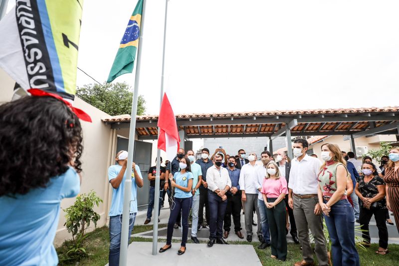 Governador entrega a escola Amílcar Alves Tupiassu, no bairro da Cremação-rodrigo pinheiro <div class='credito_fotos'>Foto: Rodrigo Pinheiro / Ag.Pará   |   <a href='/midias/2021/originais/8957_b994d947-676d-f528-ea68-fa12047189ea.jpg' download><i class='fa-solid fa-download'></i> Download</a></div>