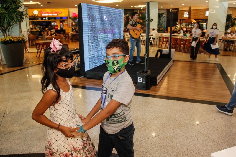 Semana de conscientização para o autismo tem apresentação de TEAlentos

Ação integra Semana de Conscientização para o Autismo, em valorização ao dia nacional da pessoa com deficiência, celebrado no último dia 21



fotos: marcelo seabra/agpara <div class='credito_fotos'>Foto: Marcelo Seabra / Ag. Pará   |   <a href='/midias/2021/originais/8982_c979f336-eff0-e55b-32e1-3b22f118983e.jpg' download><i class='fa-solid fa-download'></i> Download</a></div>