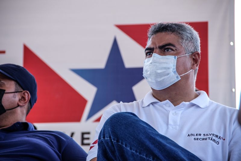 Além dos 32 km de asfalto, Governo do Estado também garantiu a reforma e ampliação da Câmara Municipal de Maracanã

fotos: Pedro Guerreiro / Ag.Para <div class='credito_fotos'>Foto: Pedro Guerreiro / Ag. Pará   |   <a href='/midias/2021/originais/8983_30331cd4-8657-a912-9397-06dcb8f8e079.jpg' download><i class='fa-solid fa-download'></i> Download</a></div>